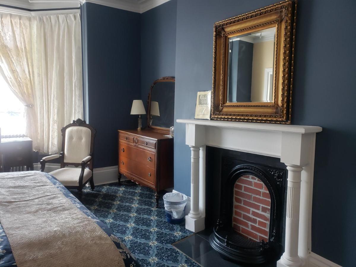 The Roses Heritage Inn St. John's Bagian luar foto