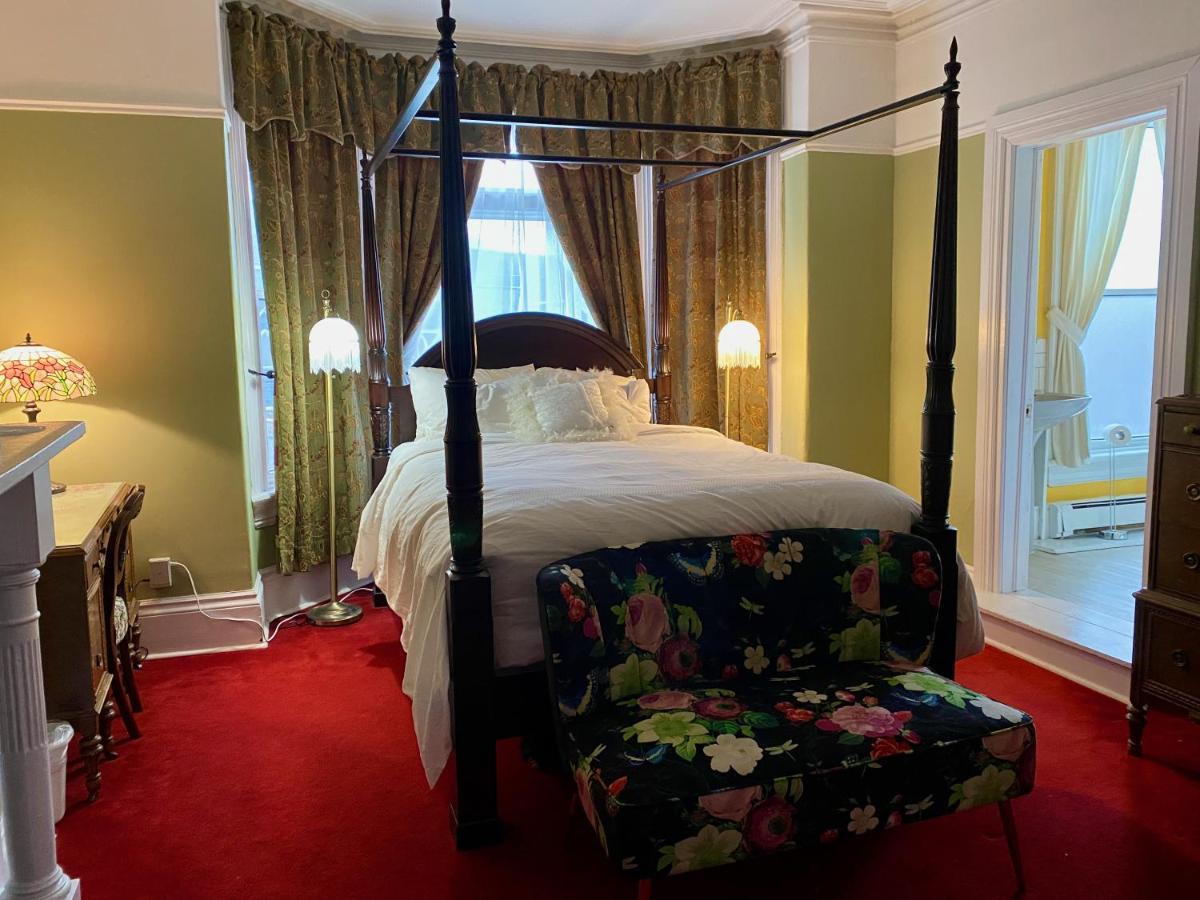 The Roses Heritage Inn St. John's Bagian luar foto