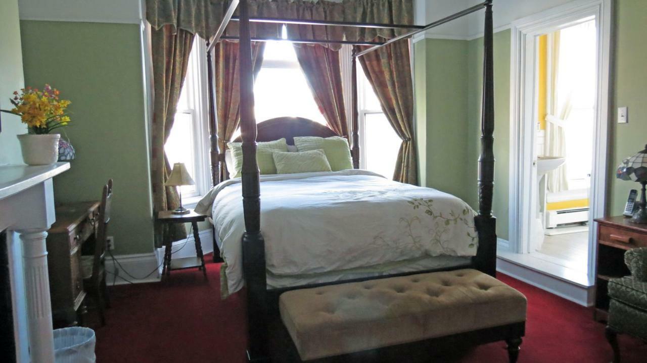 The Roses Heritage Inn St. John's Bagian luar foto